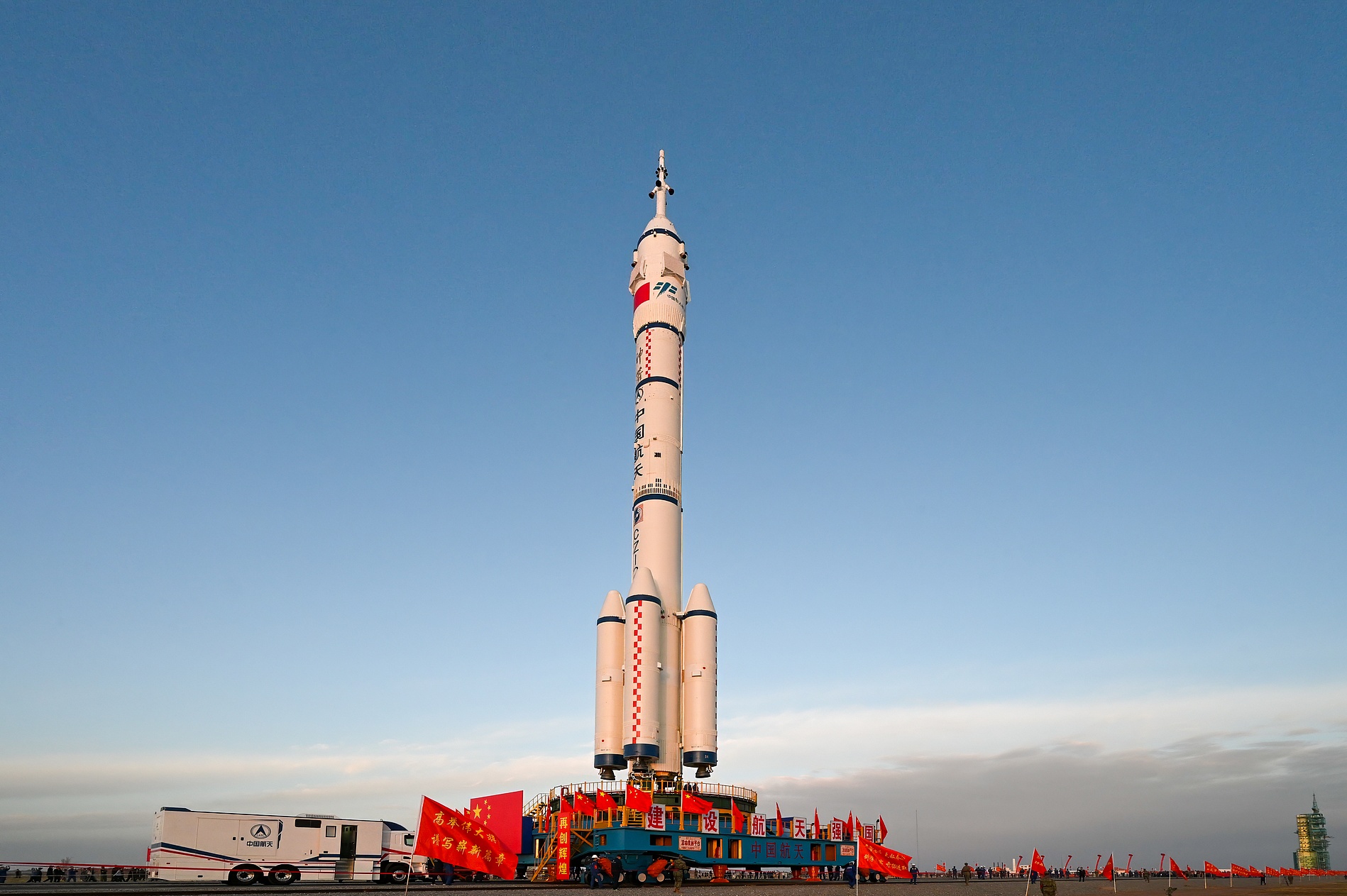 冲刺阶段NBA常规赛焦点战，上海海港状态回暖，更衣室稳定，医务组通报恢复的简单介绍-天博官方